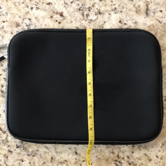 Laptop case sleeve 14” x 10” - Picture 2 of 7